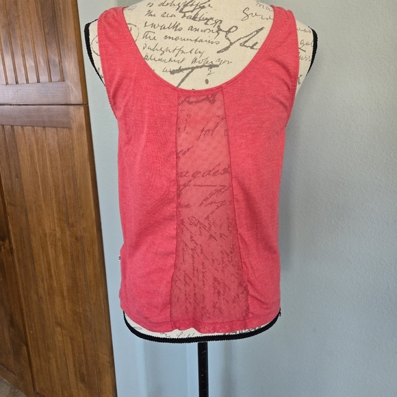 Roxy Tank Small - Picture 3 of 7